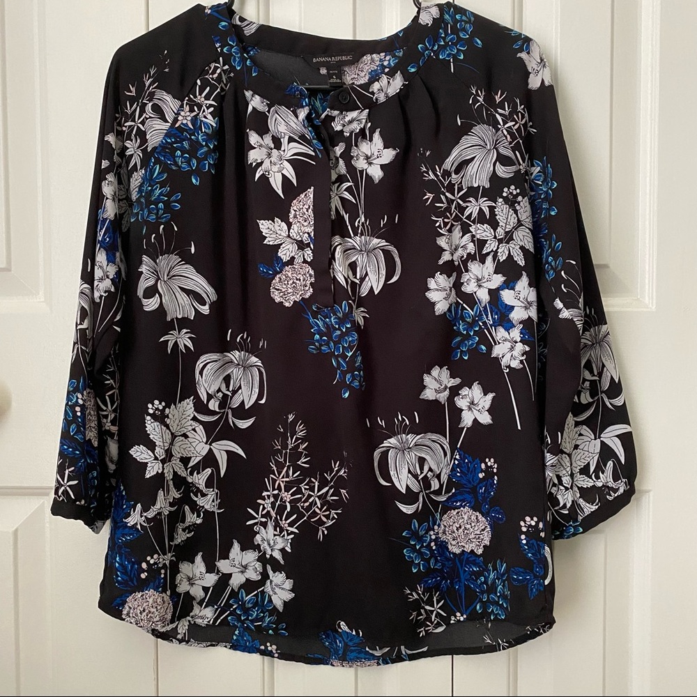 Banana Republic Black/Blue Floral Blouse